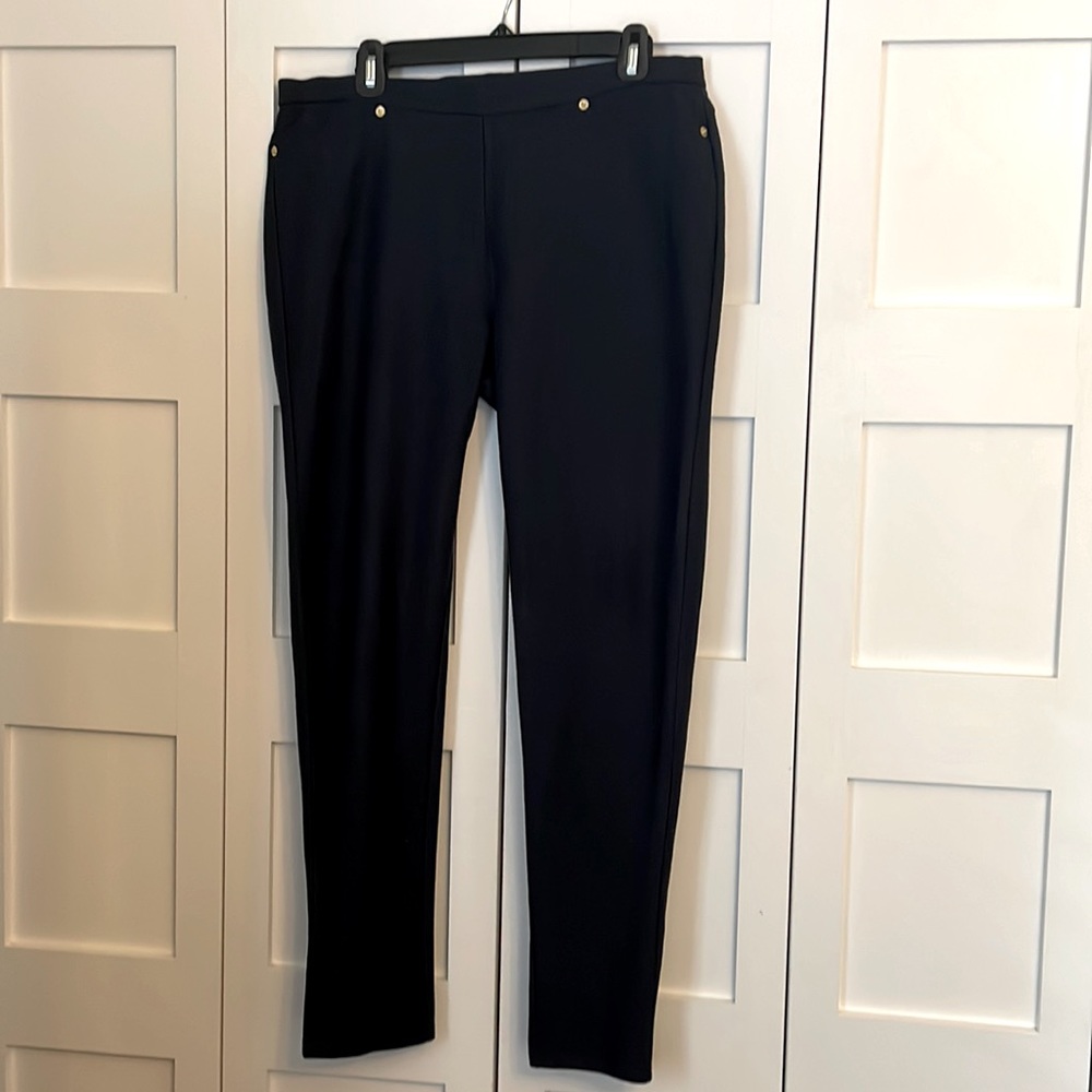 Michael Kors Women’s pull up pants- Navy, L